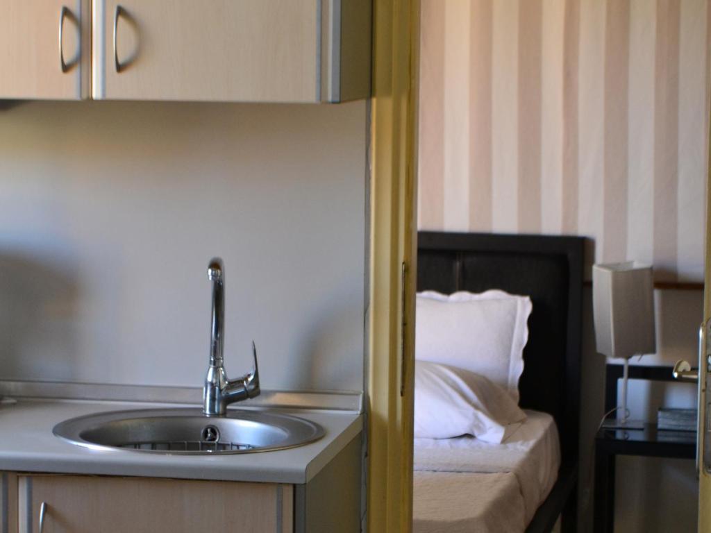 Irene'S Villas Andros Town Room photo